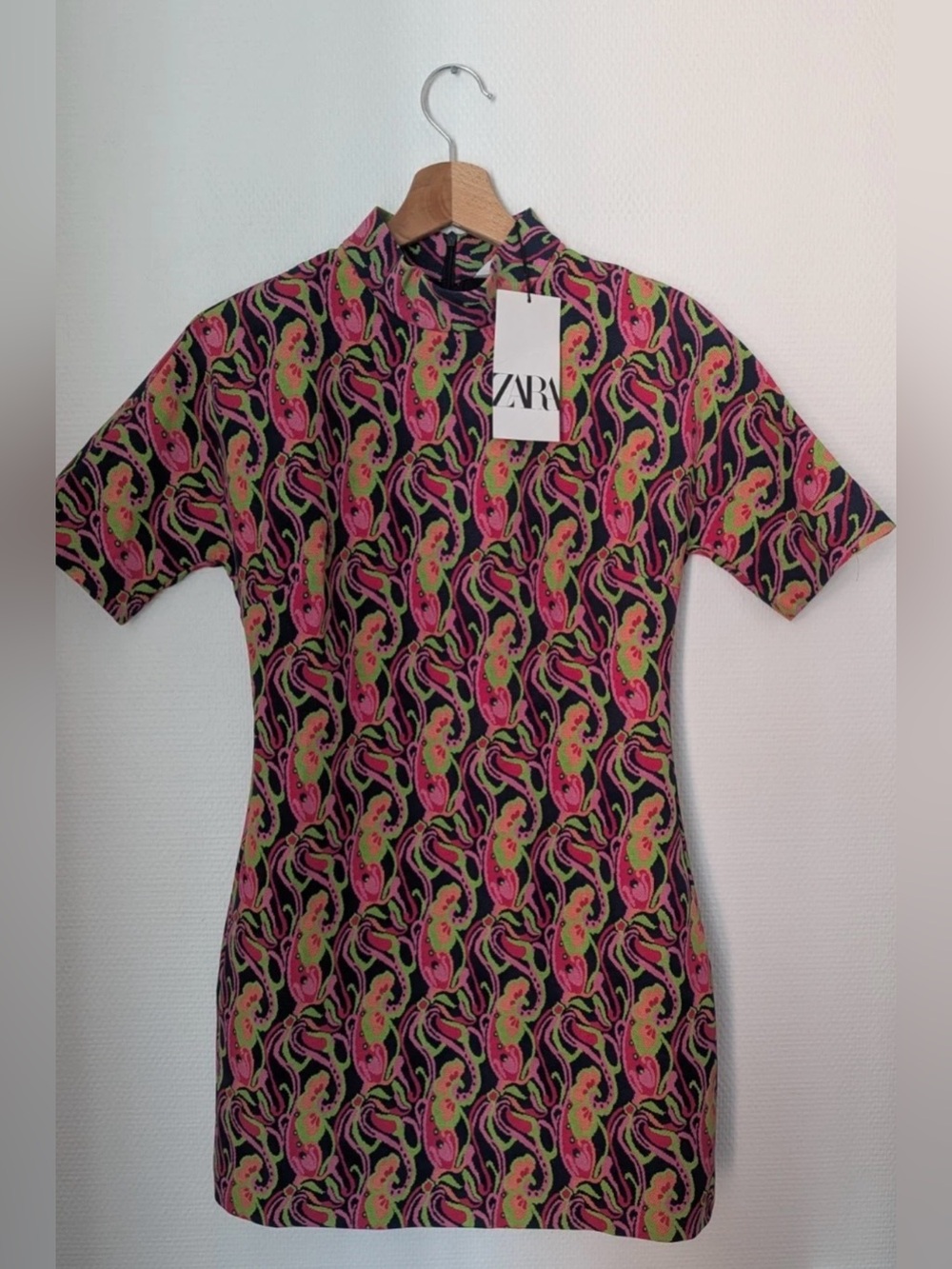 Zara Printed Paisley Mini Dress Paisley Mini Dress in Multi Colors Size Medium